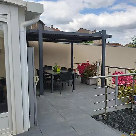 Logement Agreable De Plain-Pied Avec Terrasse Ferienhaus