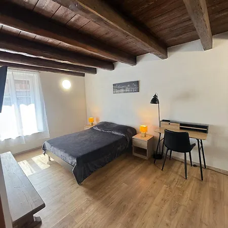 Logement Agreable De Plain-Pied Avec Terrasse Ferienhaus